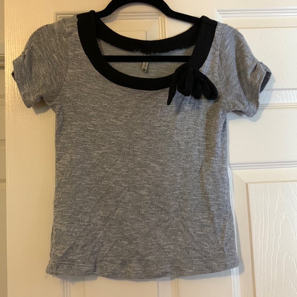 Tshirt with bow